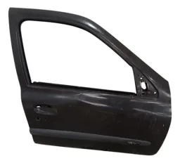 Porta Dianteira Direita Com Detalhe Renault Clio 2000 A 2012 Dianteira Direito