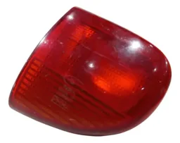 Lanterna Tampa Traseira Direita Ford Escort 1997 1998 A 2002 Direito/passageiro Vermelho