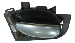 Maçaneta Interna Traseira Esquerda Peugeot 207 1999 A 2014 Traseira