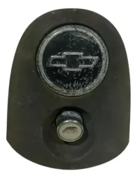 Moldura Tampa Traseira Puxador Gm Corsa 1994 A 1999 2001 Preto