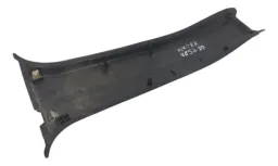 Moldura Coluna Central Direita Gm Vectra 1996 1997 A 2005