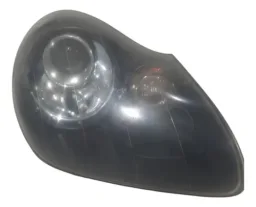 Farol Direito Porsche Cayenne 4.5 V8 2003 A 2006 Avaria Direito/passageiro