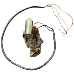 Motor Limpador Traseiro Fiat Uno 1984 A 2004 9390456005