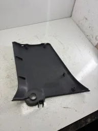 Acabamento Coluna Central Direito Honda Fit Doblo 2002