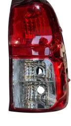 Lanterna Traseira Direita Hilux 2016 2017 2018/... S/ Les