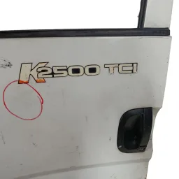 PORTA DIANTEIRA ESQUERDA KIA BONGO 2006 2007 A 2023 2024