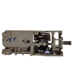 MAÇANETA INTERNA TRASEIRA ESQUERDA TOYOTA SW4 2006 A 2015
