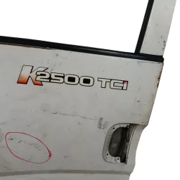 PORTA DIANTEIRA ESQUERDA KIA BONGO 2006 2007 Á 2024 ORIGINAL