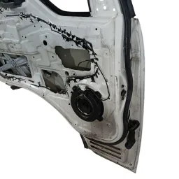 PORTA DIANTEIRA ESQUERDA KIA BONGO 2006 2007 A 2024 ORIGINAL