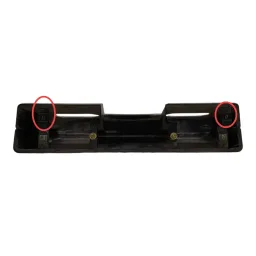 MOLDURA LUZ PLACA MITSUBISHI PAJERO TR4 2003 A 2009 DETALHE