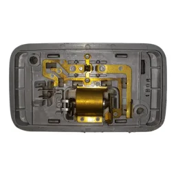 LUZ CORTESIA TETO TRASEIRO PAJERO IO E TR4 98 A 15 MR320151