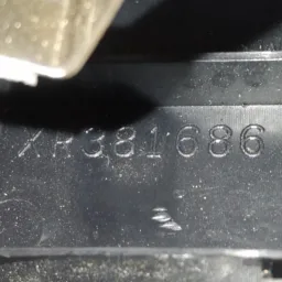 BOTÃO VIDRO DIANTEIRO DIREITO PAJERO IO TR4 98 A 15 XR381686