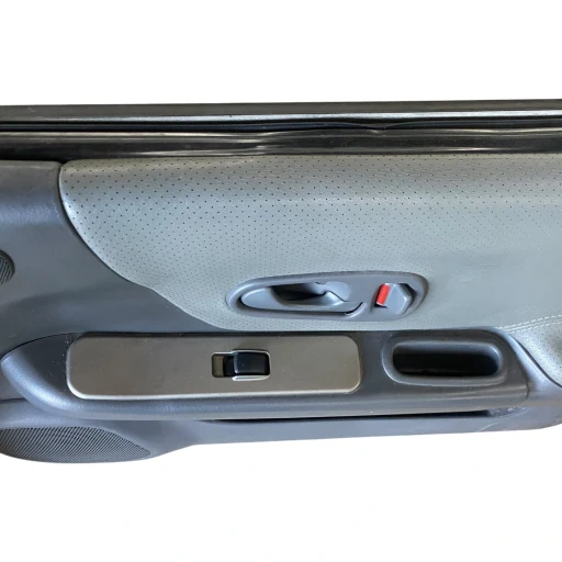 PORTA DIANTEIRA DIREITA PAJERO SPORT 1999 A 2011