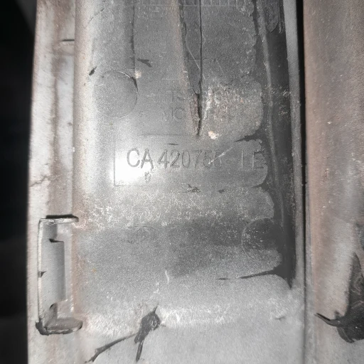 DIFUSOR AR PARA-LAMA ESQUERDO PAJERO TR4 10 A 15 CA420755
