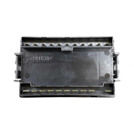 MÓDULO RELÉ ECU PAJERO TR4 2.0 2003 A 2015 MR583210