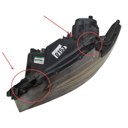 FAROL ESQUERDO PAJERO TR4 2010 A 2015 PARA REFORMA