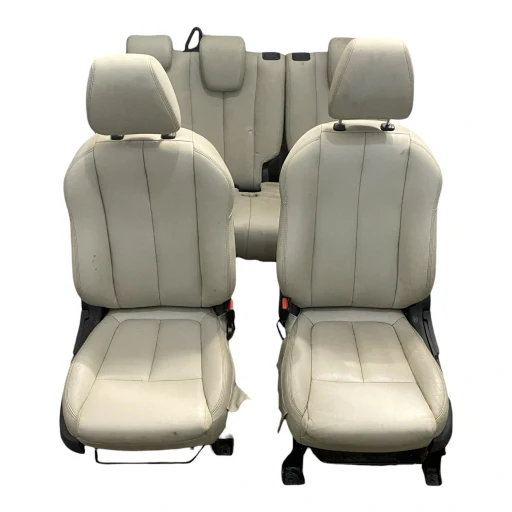 JOGO BANCOS ECLIPSE CROSS 2019 A 2025 COURO