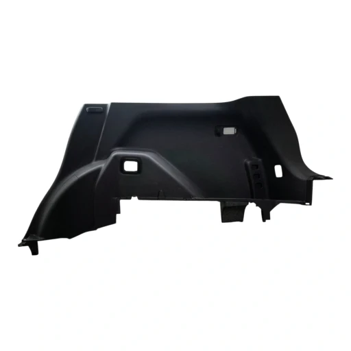ACABAMENTO PORTA-MALAS ECLIPSE CROSS 2023 A 2025 DIREITO SPC08982