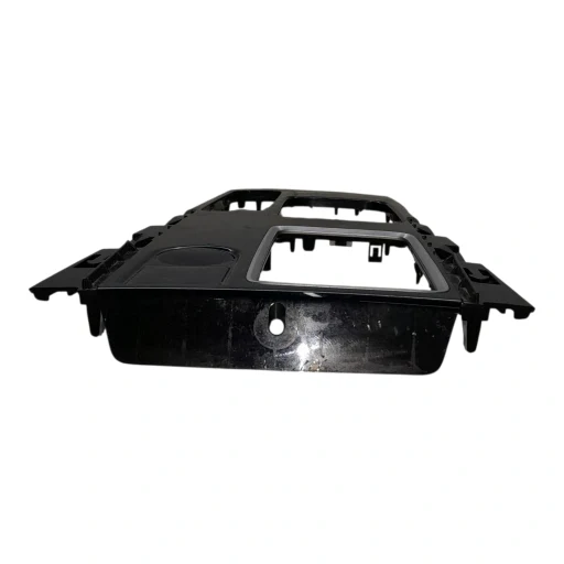 MOLDURA CONSOLE CENTRAL ECLIPSE CROSS 2023 A 2025 DETALHE SPC08947