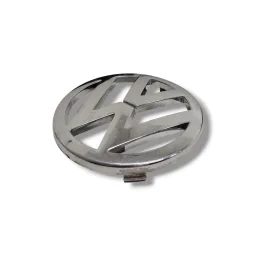 EMBLEMA VOLKSWAGEN PARA-CHOQUE DIANTEIRO GOL FOX 2006 2012