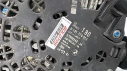 ALTERNADOR BMW SÉRIE 1 3 5 6 130I X1 X3 N52 180A 0121715012