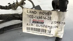 CHICOTE ELETR SUSPENSAO AR DISCOVERY 3 RR SPORT 7H3214A614DB