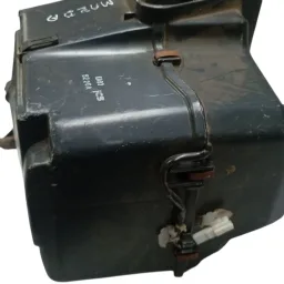 Caixa  Ar Com Evaporadora Mazda Mx3