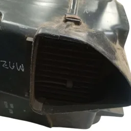 CAIXA  AR COM EVAPORADORA MAZDA MX3