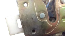FECHADURA PORTA TRASEIRA ESQUERDA MONDEO 1997 1998 A 2001