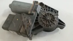 Motor Máquina Vidro Traseira Esquerda Passat  98..