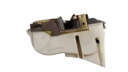 FECHADURA PORTA TRASEIRA ESQUERDA POLO CLASSIC 1997 A 2002