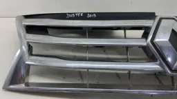 GRADE FRONTAL DUSTER 2012 À 2014