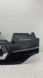 GRADE FRONTAL SANDERO 2014 À 2019
