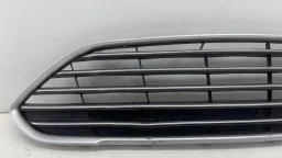 GRADE FRONTAL PARACHOQUE FORD NEW FIESTA 2013 A 2019