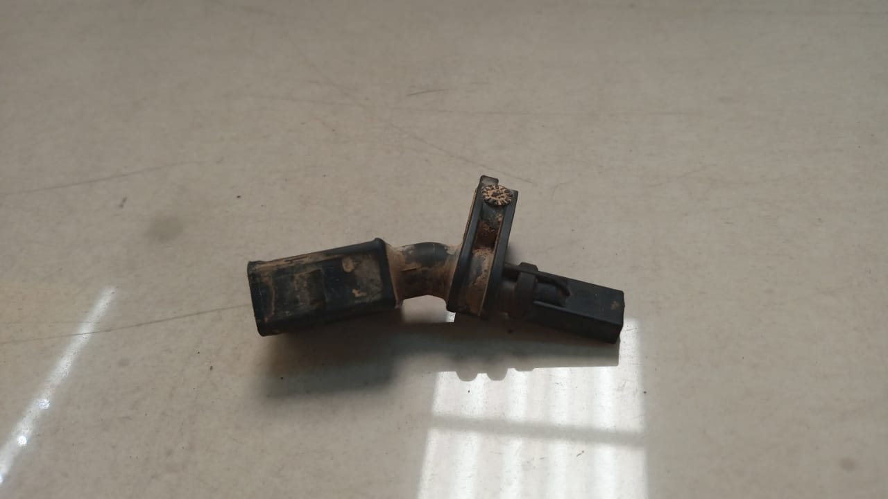 Sensor Abs Dianteiro Direito Volkswagen Golf Tsi 1.4 2014