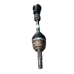 Semi eixo dianteiro esquerdo Nissan Kicks 2018 2019 2020 39101-5RD0B 39101-5RD0A