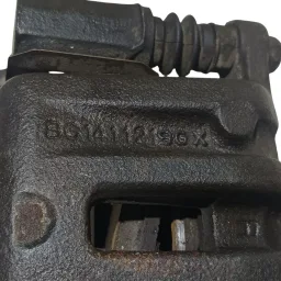 pinca traseira direita chevrolet captiva 2014 2015 2016 2017 96626074