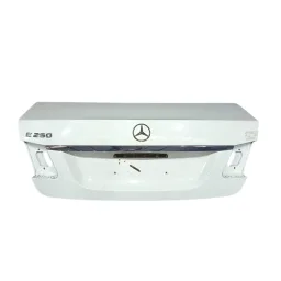 Tampa Traseira Mercedes E250 W212 2013 2014 2015 2016