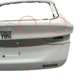 tampa traseira Fiat fastback 2022 2023 2024 2025 52176190 52161505