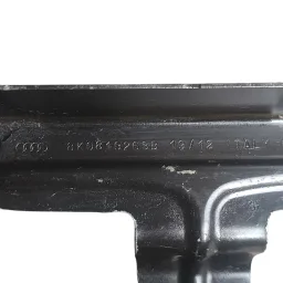 travessa superior painel frontal audi A4 2013 2014 2015 2016 8K0805629 8K0819263B 8K0805629B