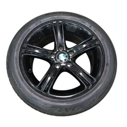 roda aro R17 225/50 320i 2015 2016 2017 2018