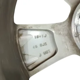roda aro R18 225/50 Lexus UX 250h 2020 2021 2022 2023 2024 4261176140 4261176150