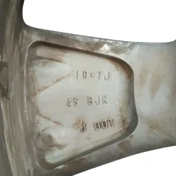 roda aro R18 225/50 Lexus UX 250h 2020 2021 2022 2023 2024 4261176140 4261176150