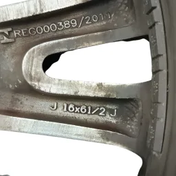 roda aro R16 205/55 toyota corolla 2015 2016 2017 42611-02E00 42611-02B70