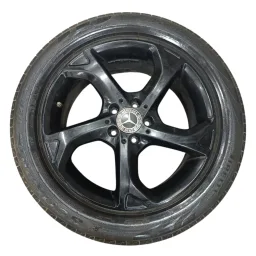 roda aro R18 235/50 GLA 200 GLA 220 GLA 250 2018 2019 2020 A1564012500 A1564011300 A1564010100 A1564012800 A1564010600