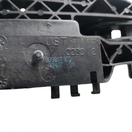 Maçaneta Externa dianteira esquerda Audi Q3 2016 2017 2018 8U0837885