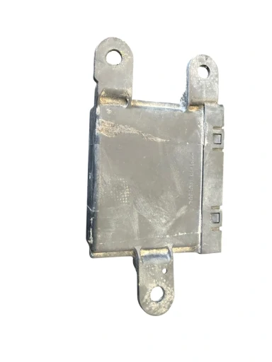 módulo sensor estacionamento traseiro grand cherokee 2014 68143690AA 19224AE 0263004564