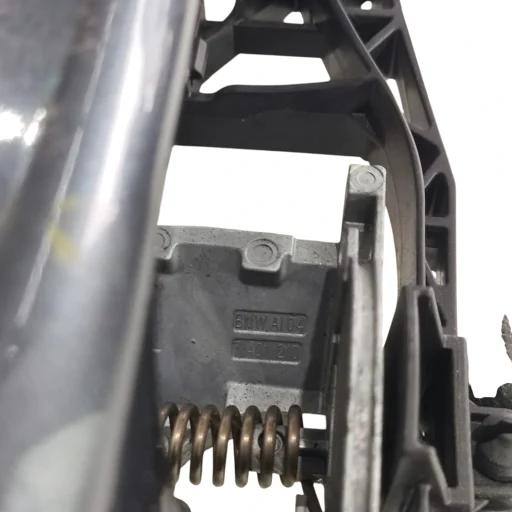 Maçaneta Externa dianteira direita Bmw x1 x2 x5 2016 2018 51217401210