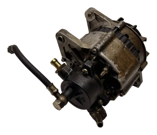 ALTERNADOR C/ BOMBA VÁCUO PLUTUS DIESEL 2012 JFZB165-03 65A