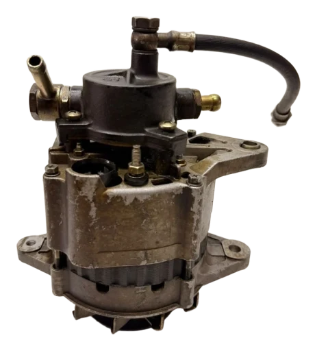 ALTERNADOR C/ BOMBA VÁCUO PLUTUS DIESEL 2012 JFZB165-03 65A